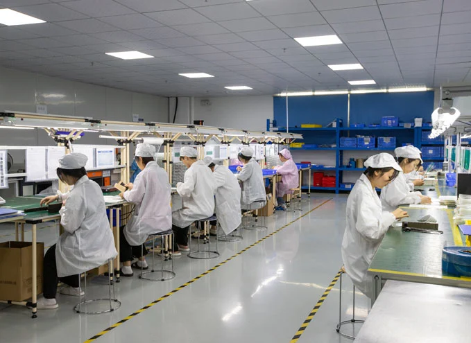 QC di nuovo dopo aver goffrato la sovrapposizione della membrana